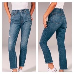 Abercrombie & Fitch size 2 High Rise Mom Jean Straight Leg Distressed